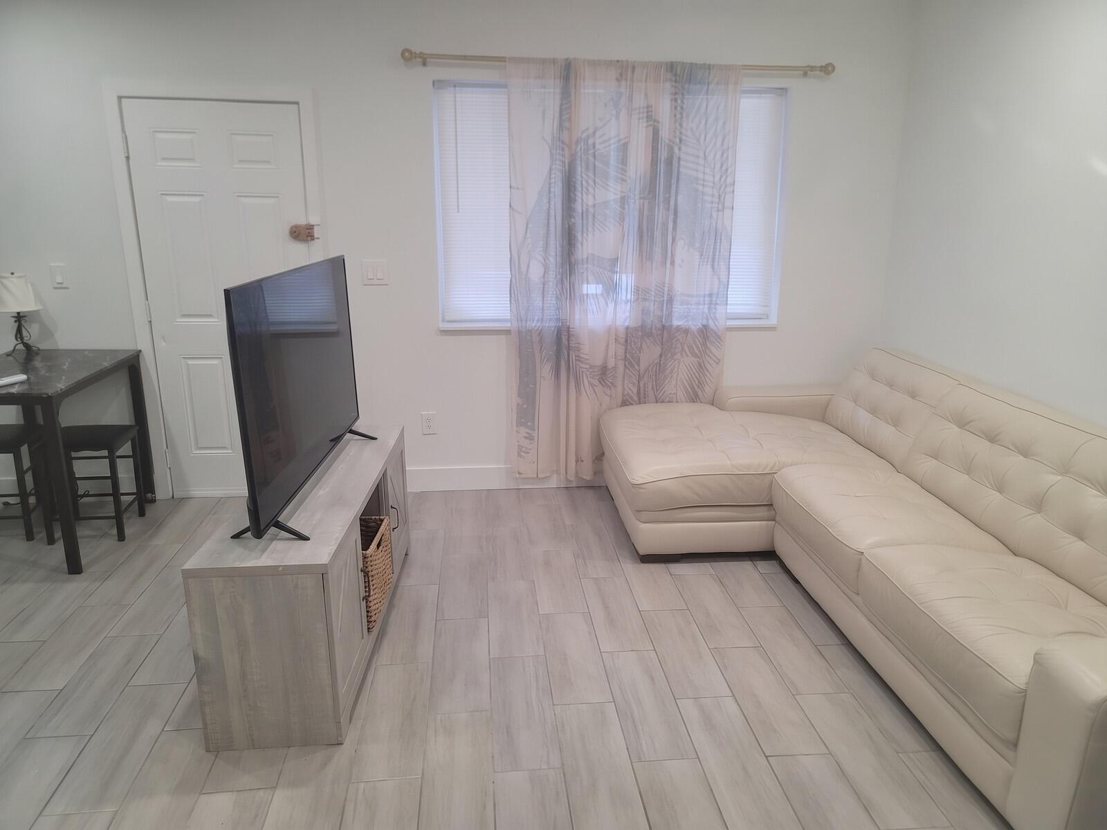 7975 Crespi Boulevard # 3A, Miami Beach FL 33141 photo 2