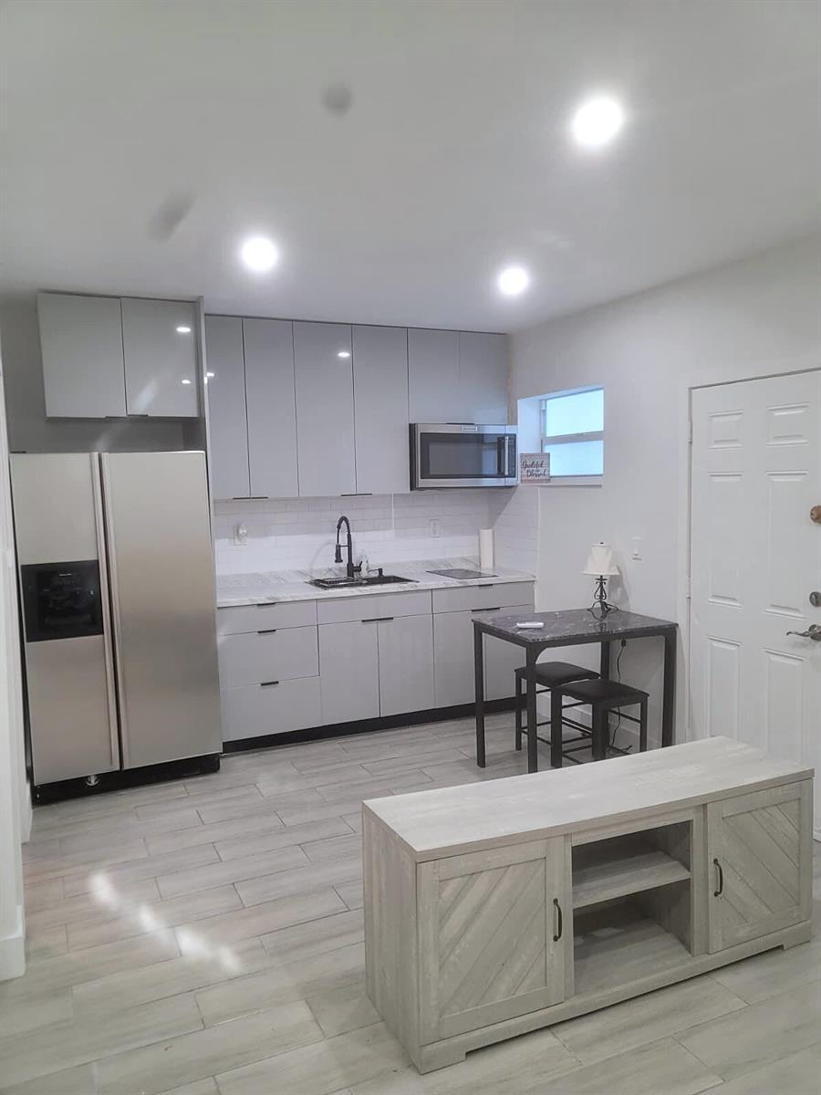 7975 Crespi Boulevard # 3A, Miami Beach FL 33141 photo 3