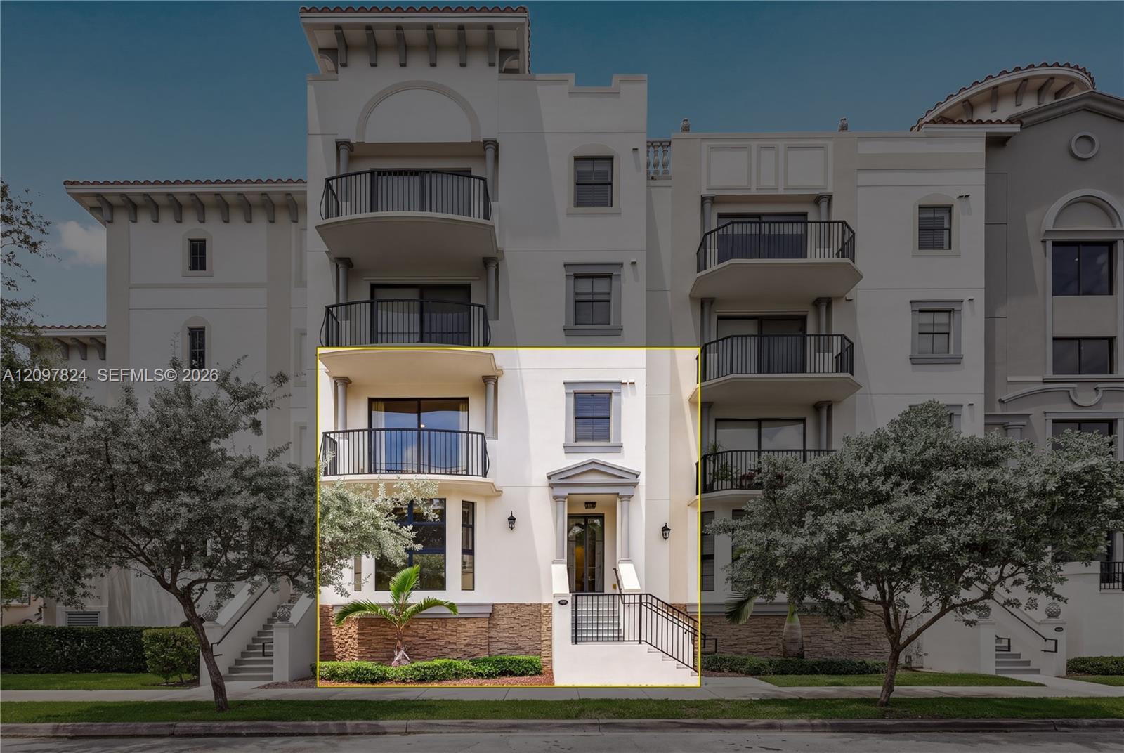 1650 Galiano St, Coral Gables FL 33134 photo 2