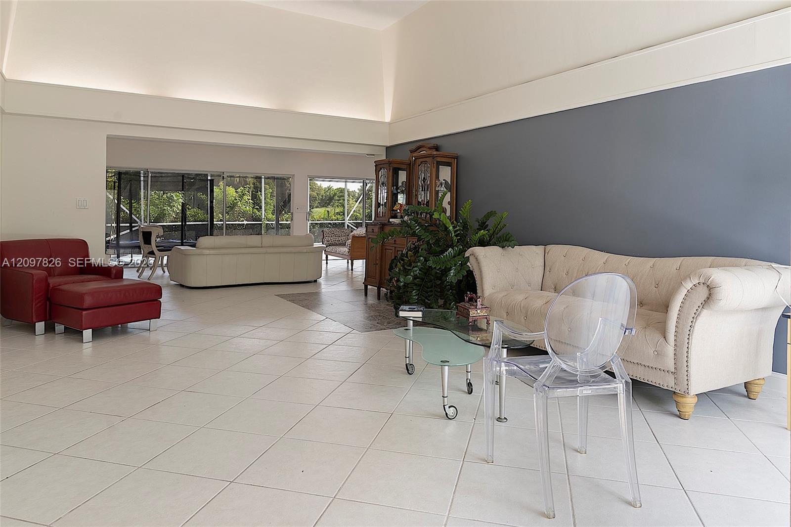 5010 Banyan Ln, Tamarac FL 33319 photo 5