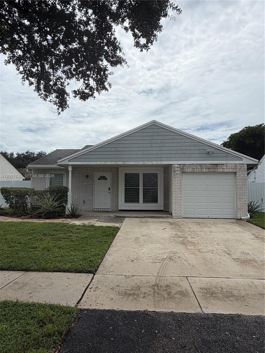 8630 SW 15th St # 8630, Pembroke Pines FL 33025