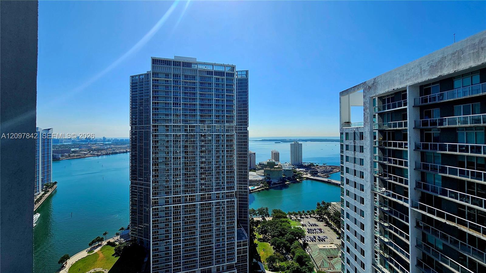 77 SE 5th Street # 4014, Miami FL 33131 photo 3