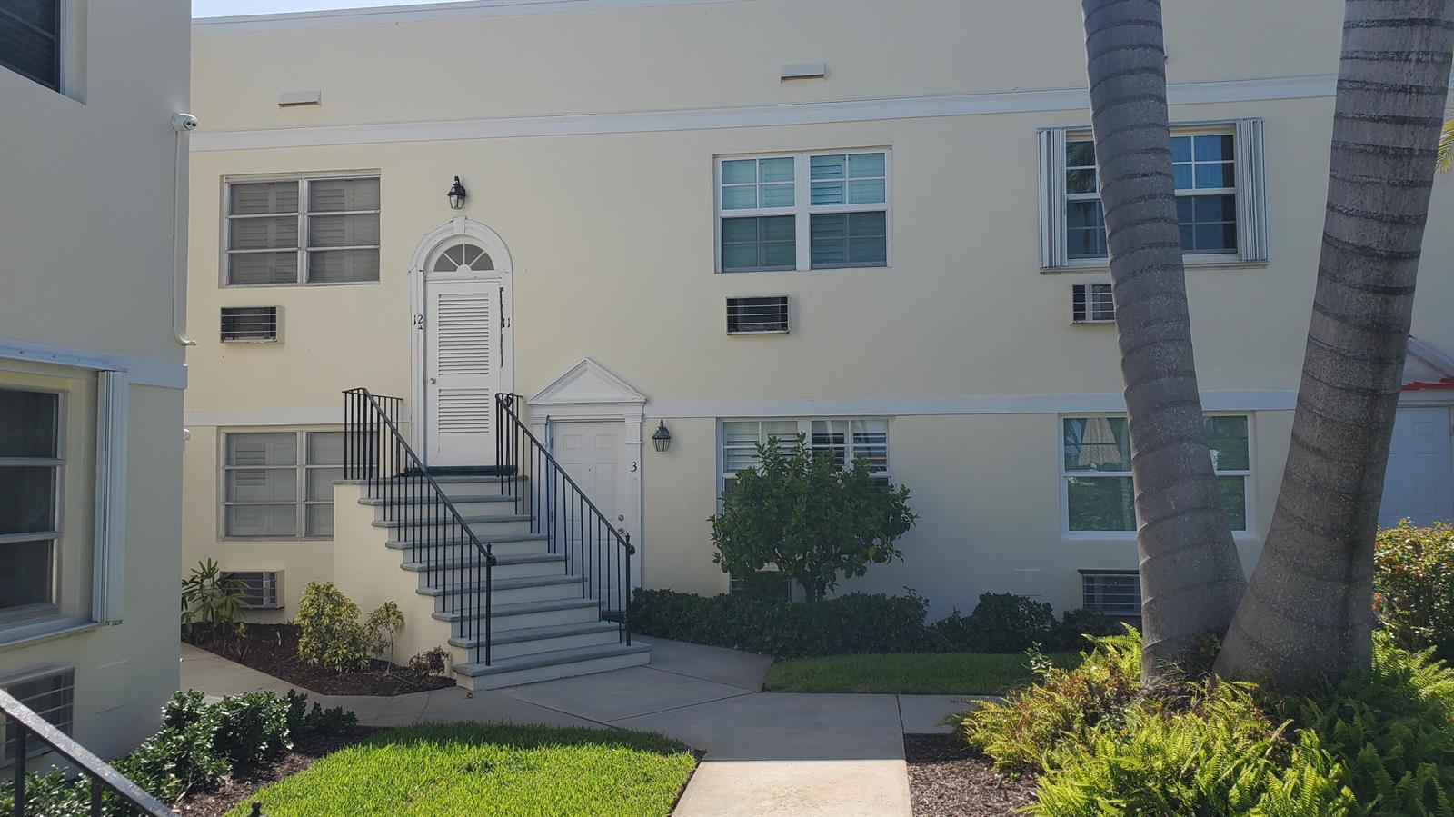 31 S Golfview Road, FL 33460 photo 2