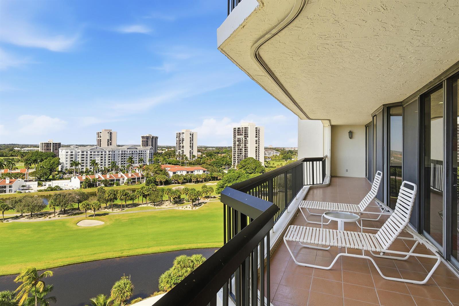 1900 Consulate Place # 1005, West Palm Beach FL 33401 photo 2