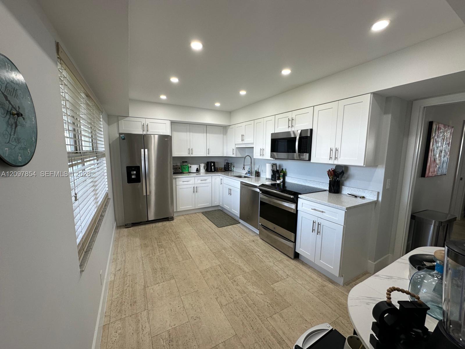 3095 N Course Dr # 909, Pompano Beach FL 33069 photo 5