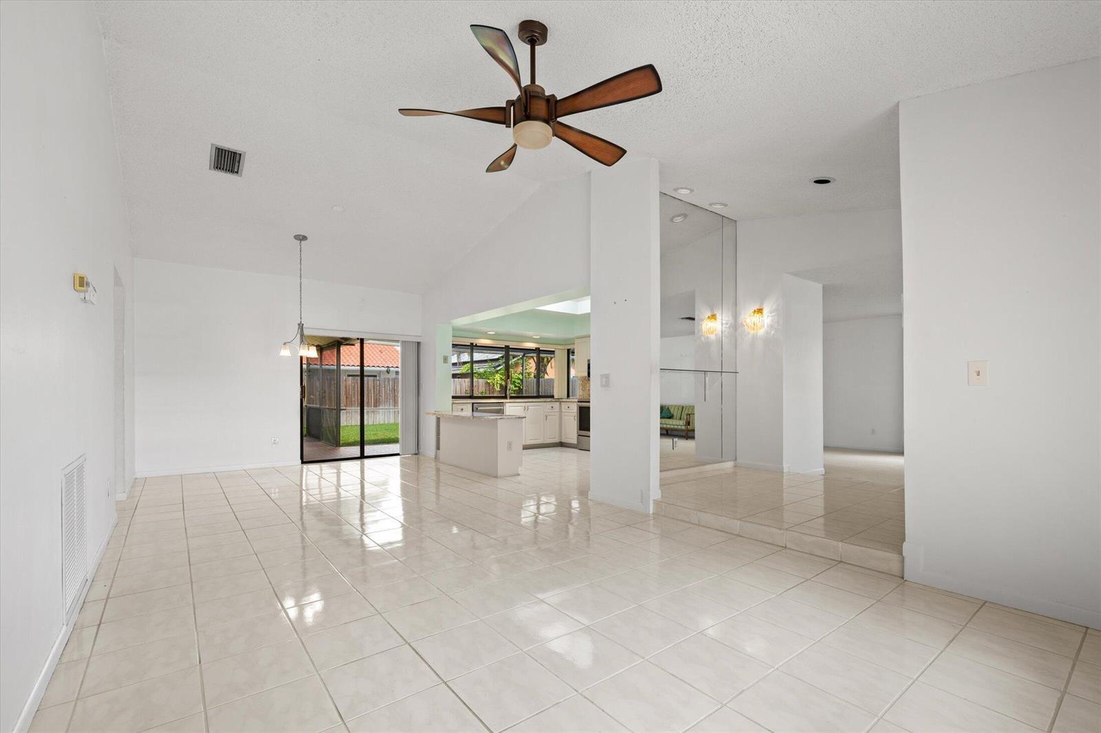 10407 NW 7th Street, Plantation FL 33324 photo 5