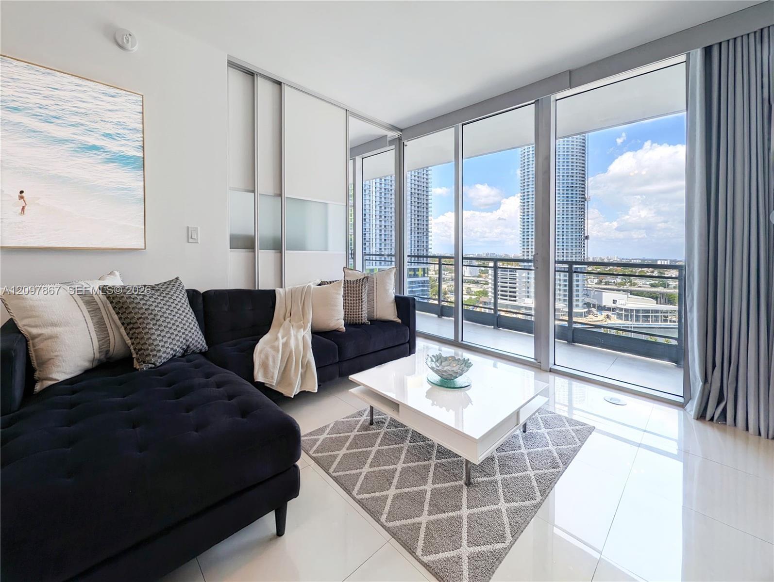 92 SW 3rd St # 1908, Miami FL 33130 photo 3