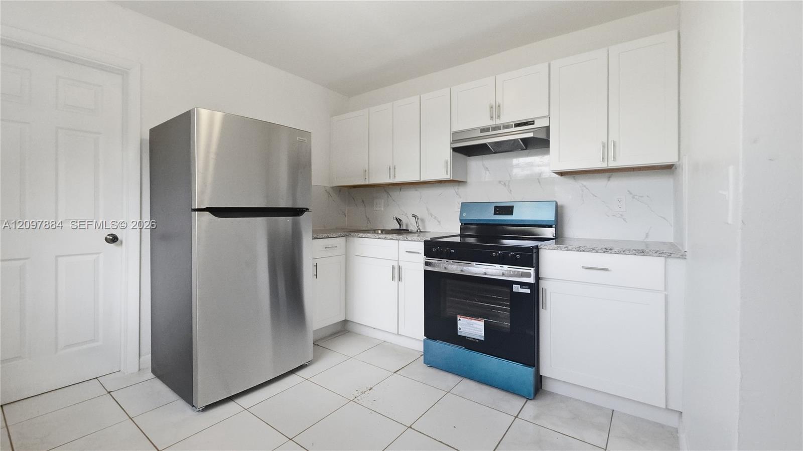 2711 SW 8th St # 3, Fort Lauderdale FL 33312