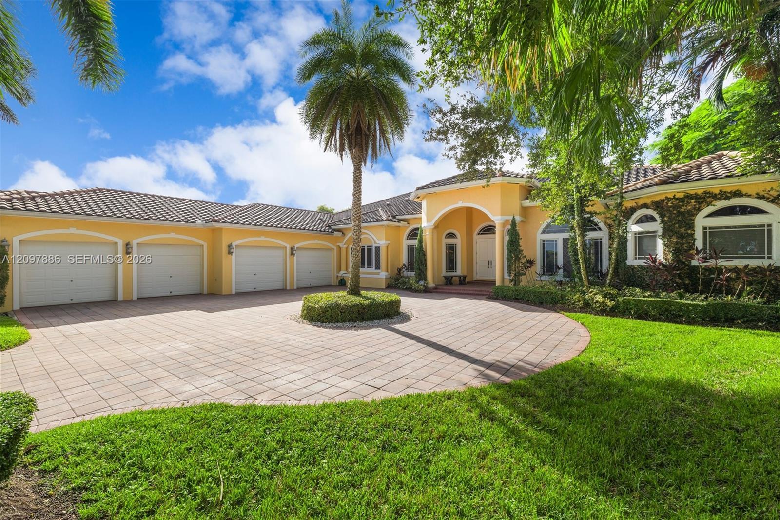 10640 Pegasus St, Davie FL 33324 photo 3