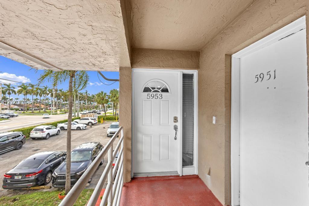 5953 W 28th Ave # 24, Hialeah FL 33016 photo 2