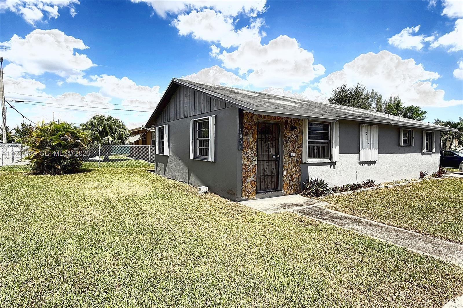 480 NW 14th St, Florida City FL 33034