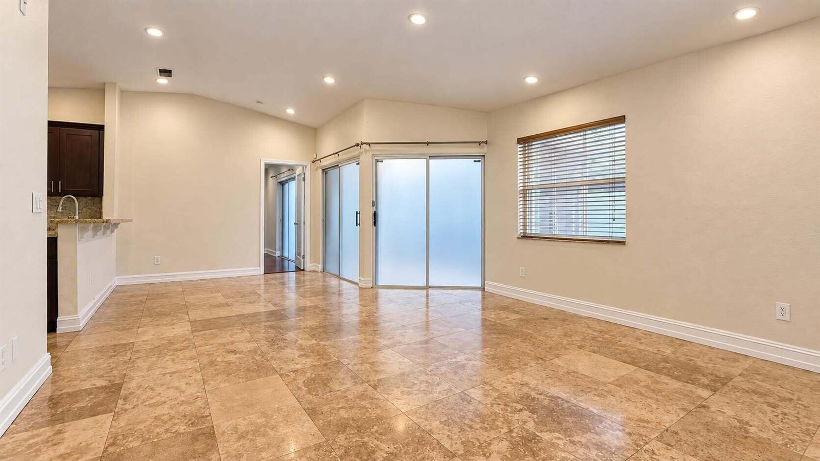 11838 NW 13TH Street, Pembroke Pines FL 33026 photo 2