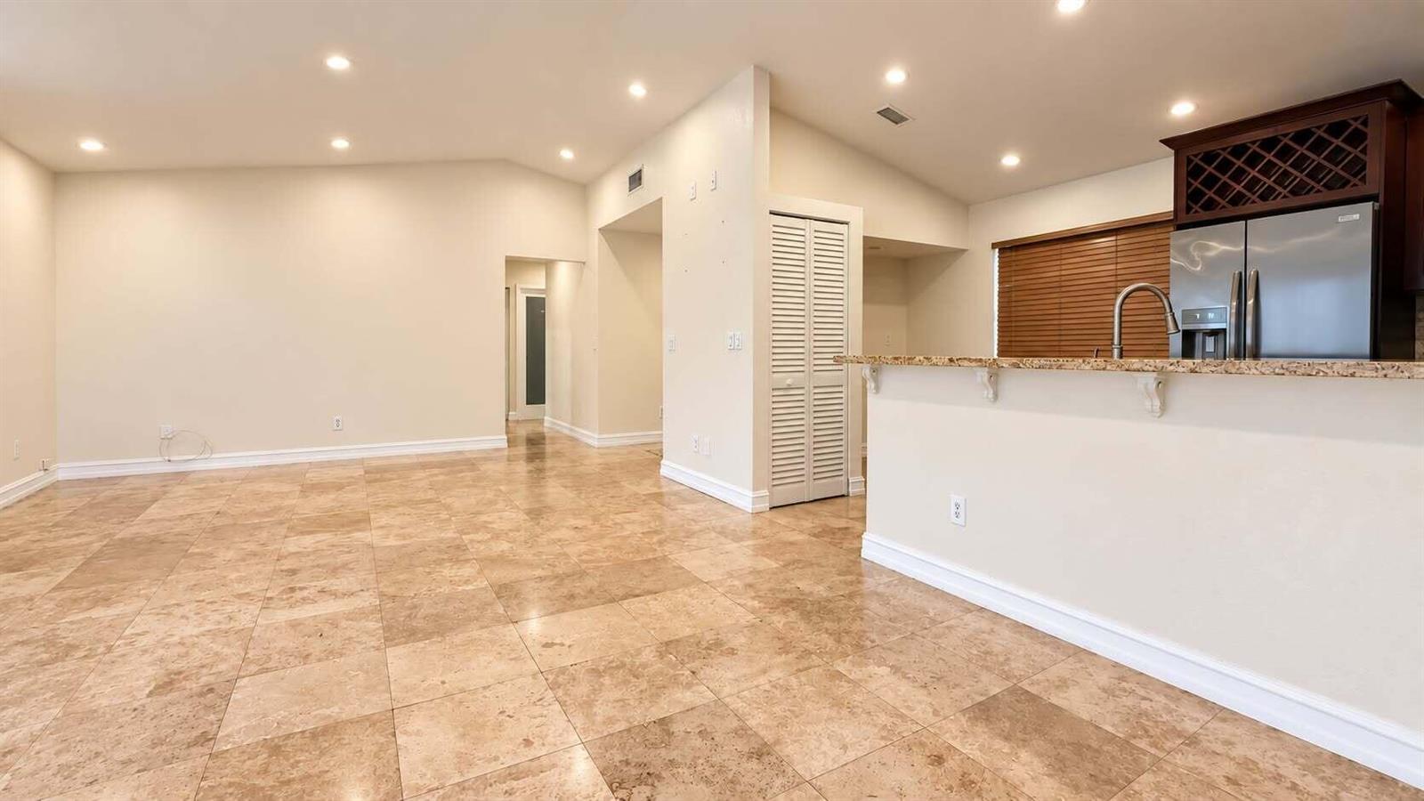 11838 NW 13TH Street, Pembroke Pines FL 33026 photo 4