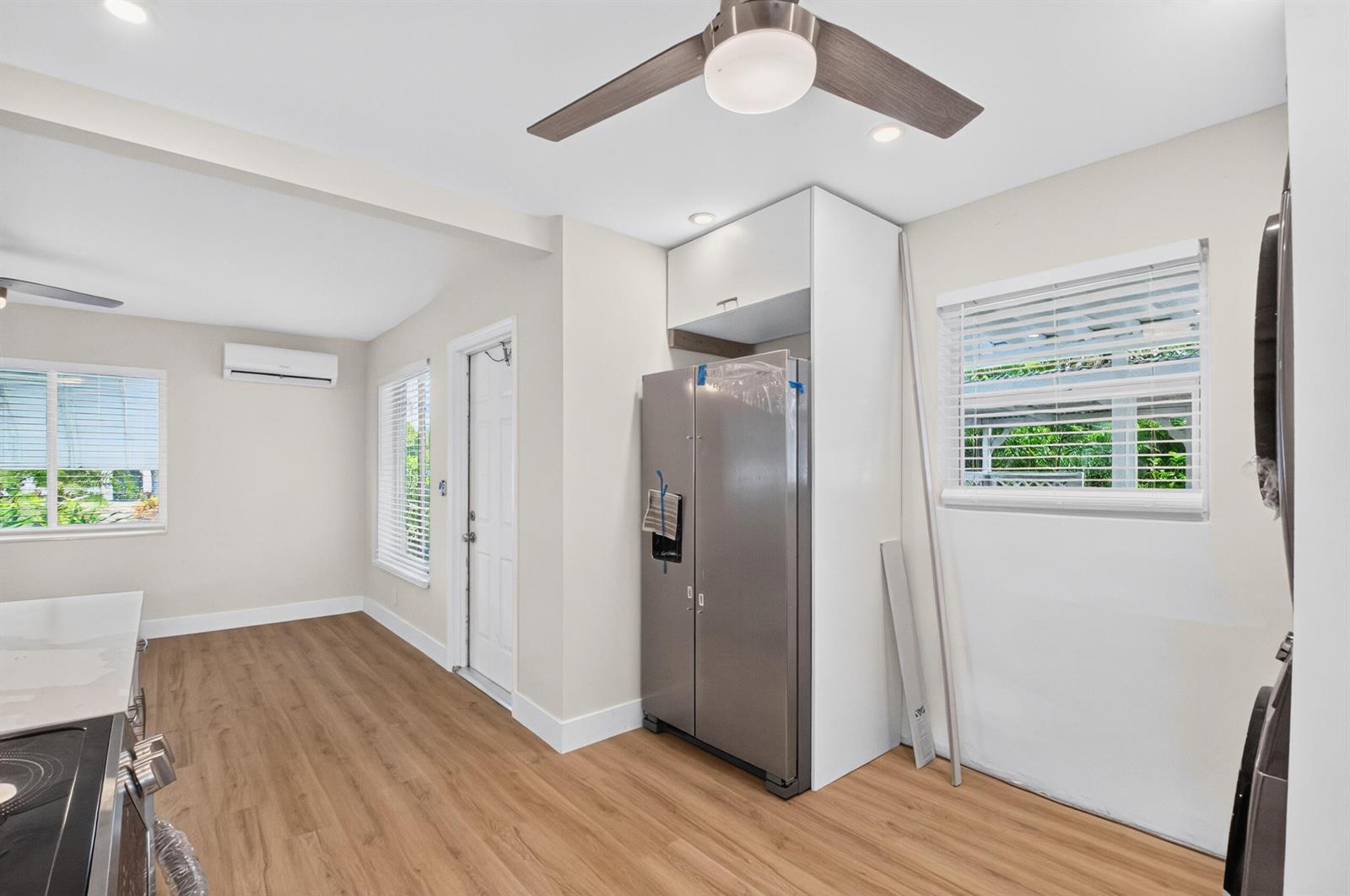 402 SE 1st Street SE, Boynton Beach FL 33435 photo 5
