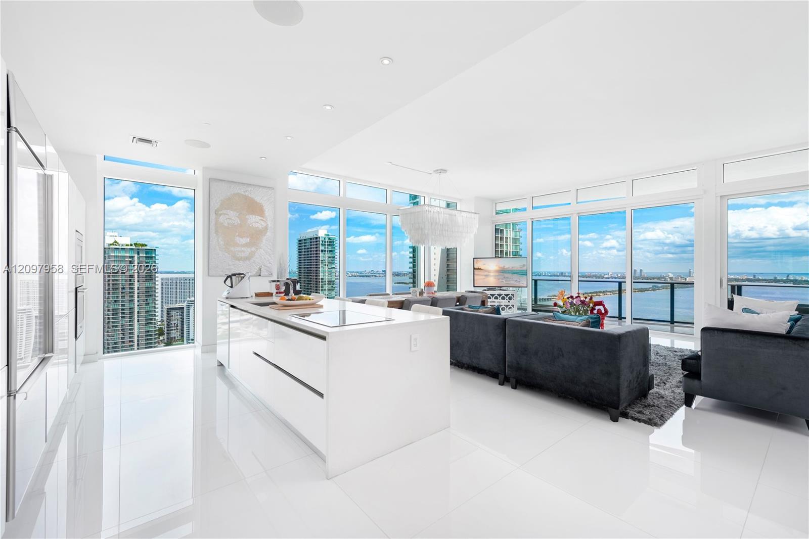 460 NE 28th St # 4201, Miami FL 33137 photo 3