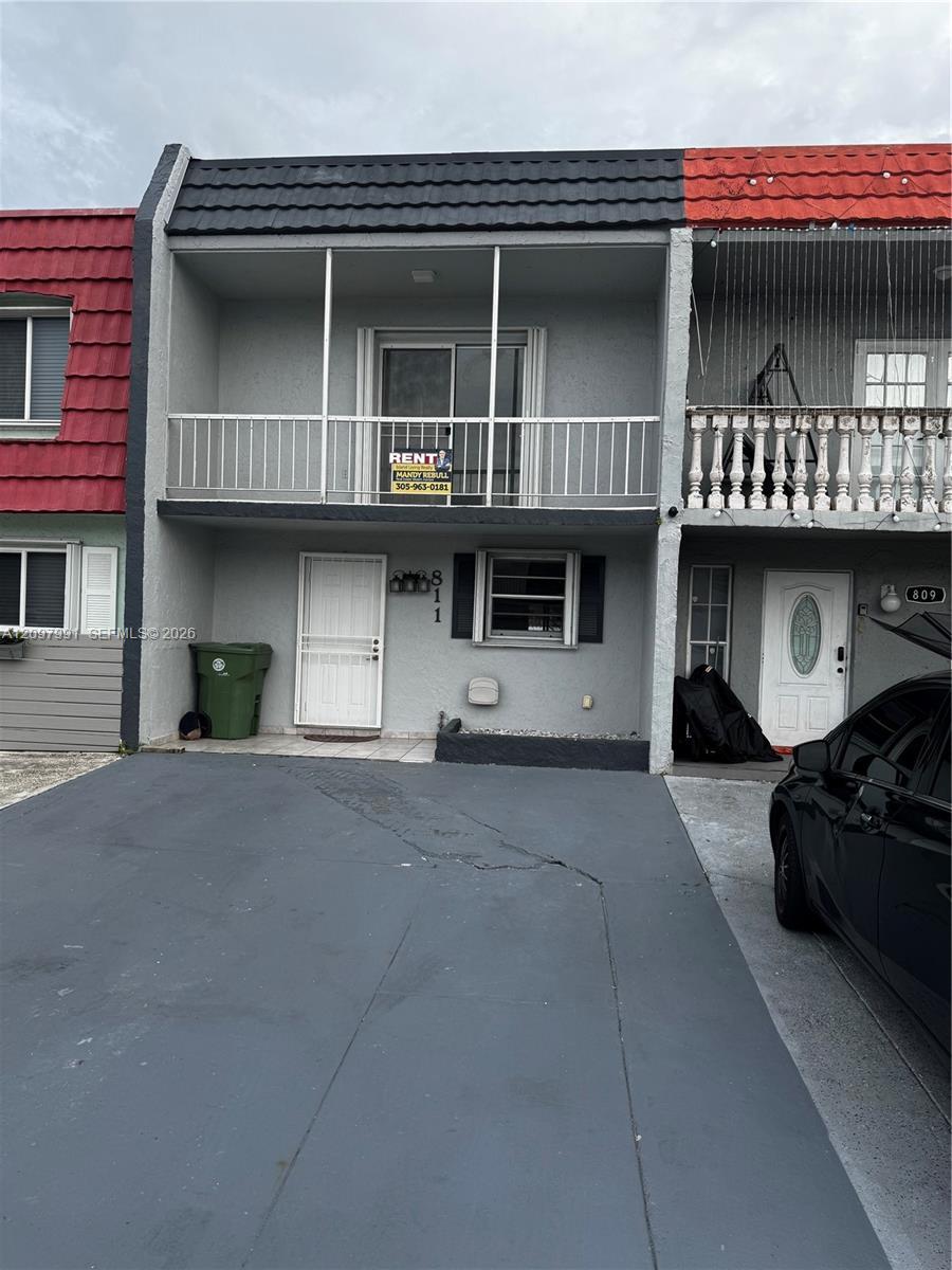 811 W 79th Pl # 811, Hialeah FL 33014 photo 2