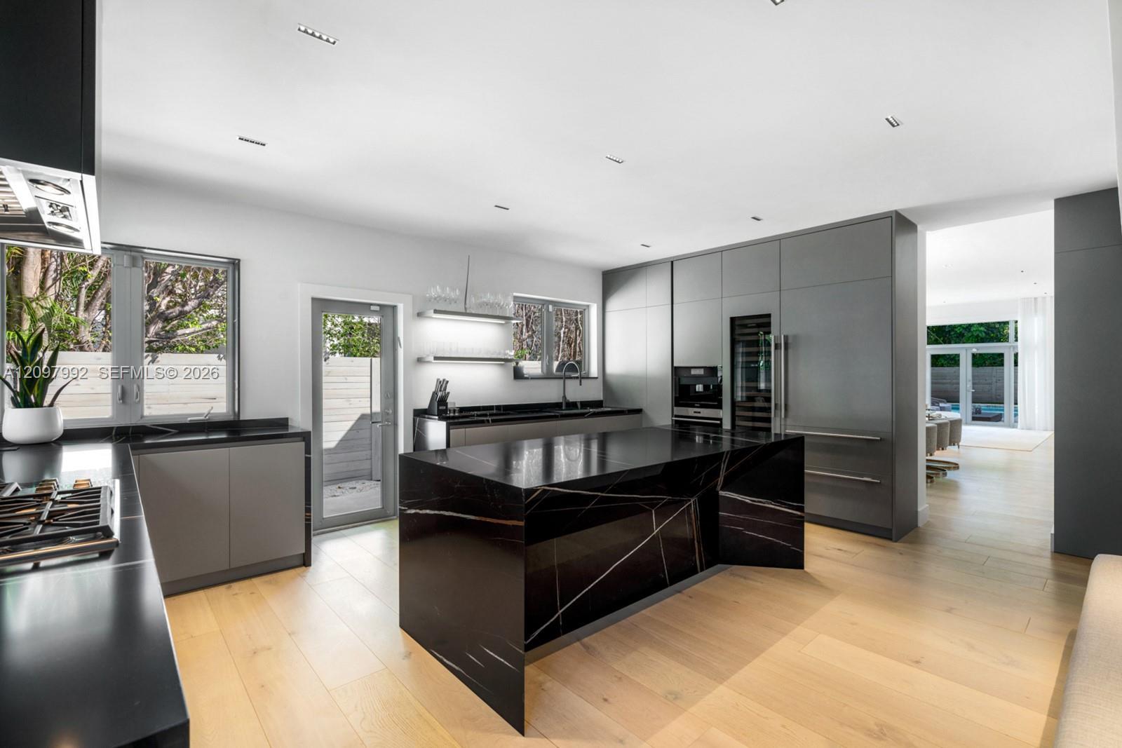 123 W Dilido Dr, Miami Beach FL 33139 photo 5