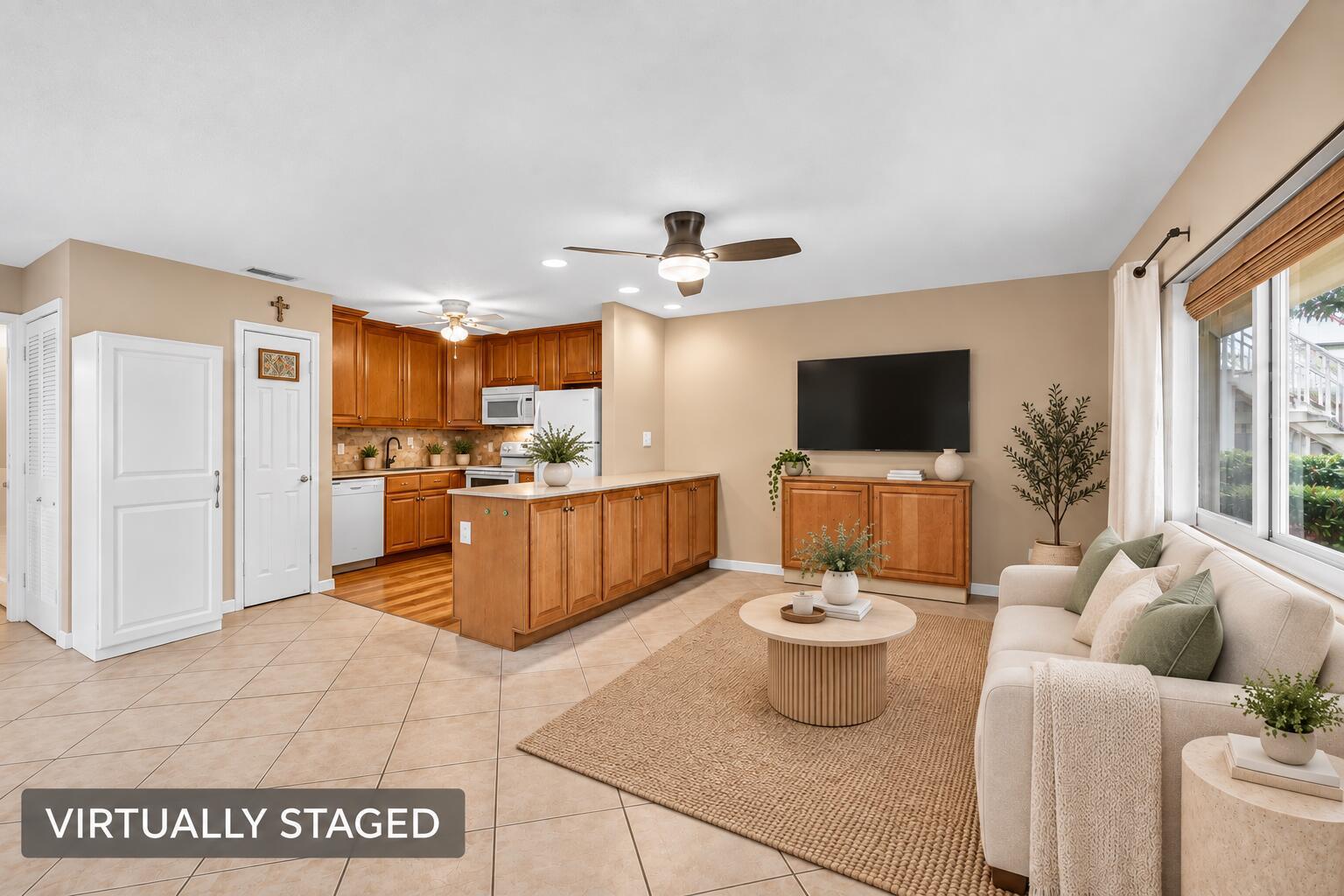 221 COVENTRY J, West Palm Beach FL 33417 photo 2