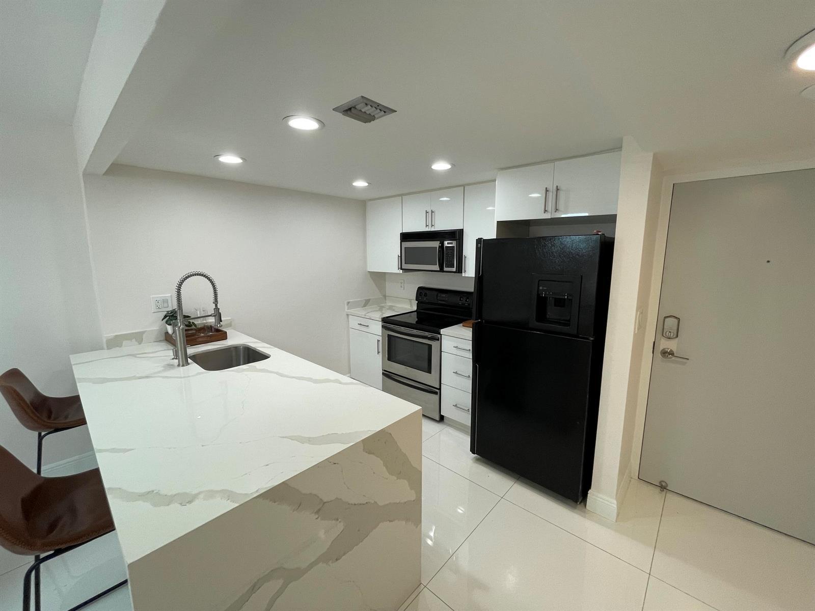 600 NE 36TH Street # 1111, Miami FL 33137 photo 4