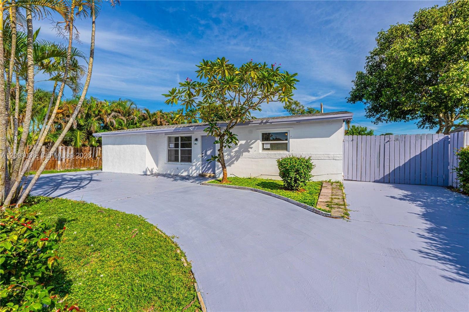 6511 Pierce St, Hollywood FL 33024 photo 3