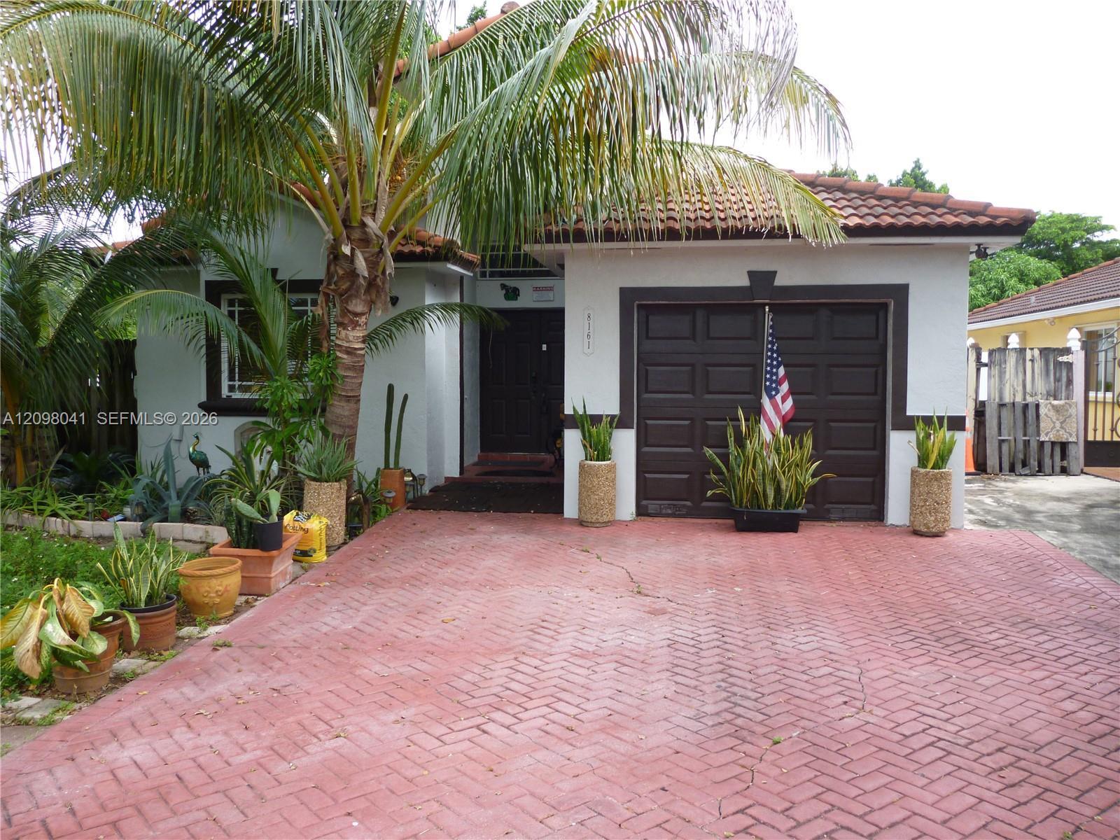 8161 NW 186th Ter, Hialeah FL 33015 photo 3