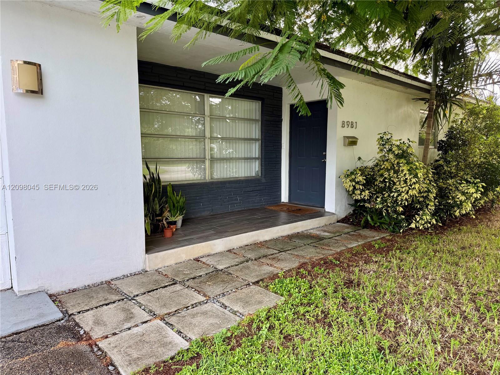 8981 SW 57th Ter, Miami FL 33173 photo 2