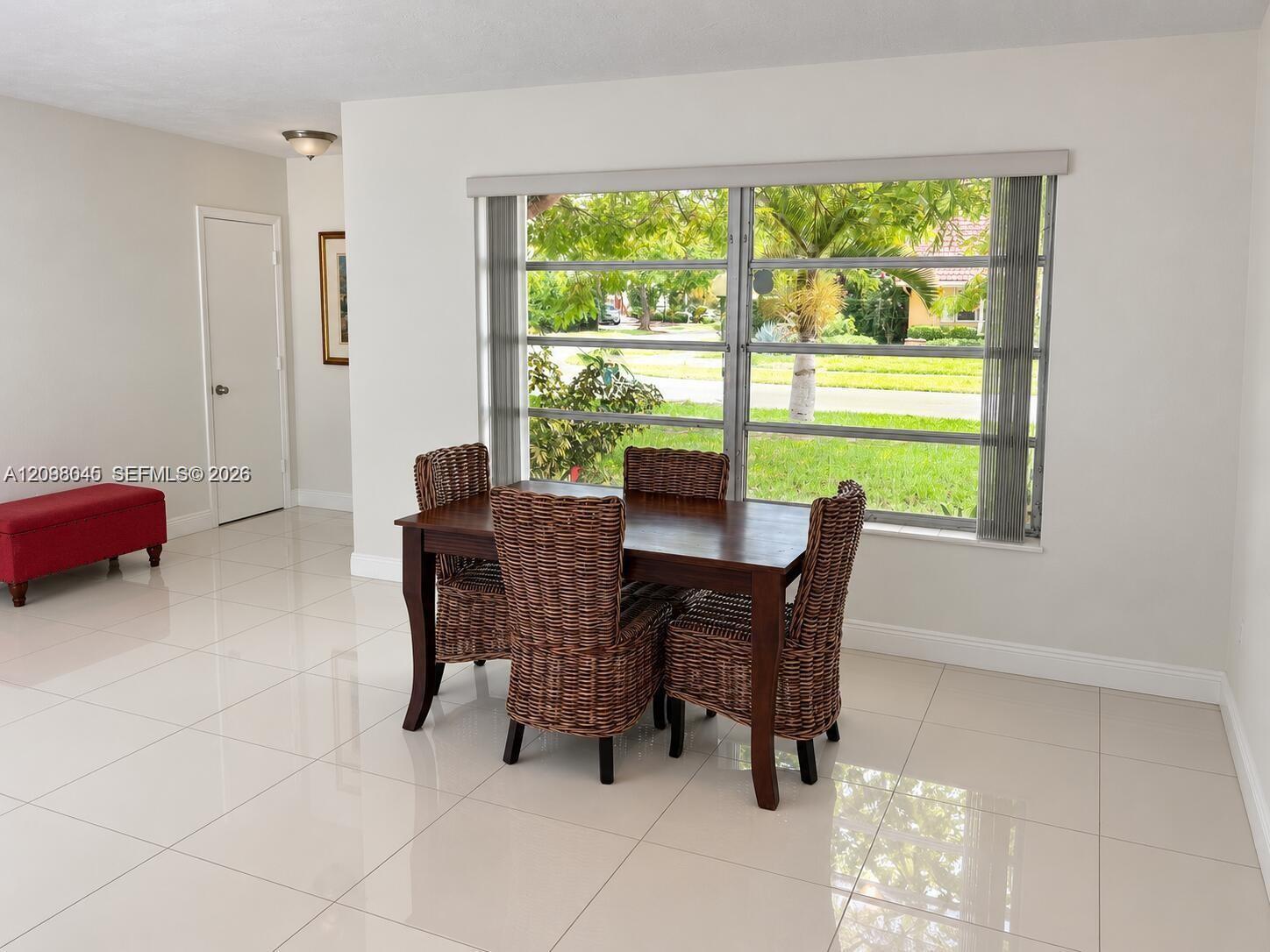 8981 SW 57th Ter, Miami FL 33173 photo 4