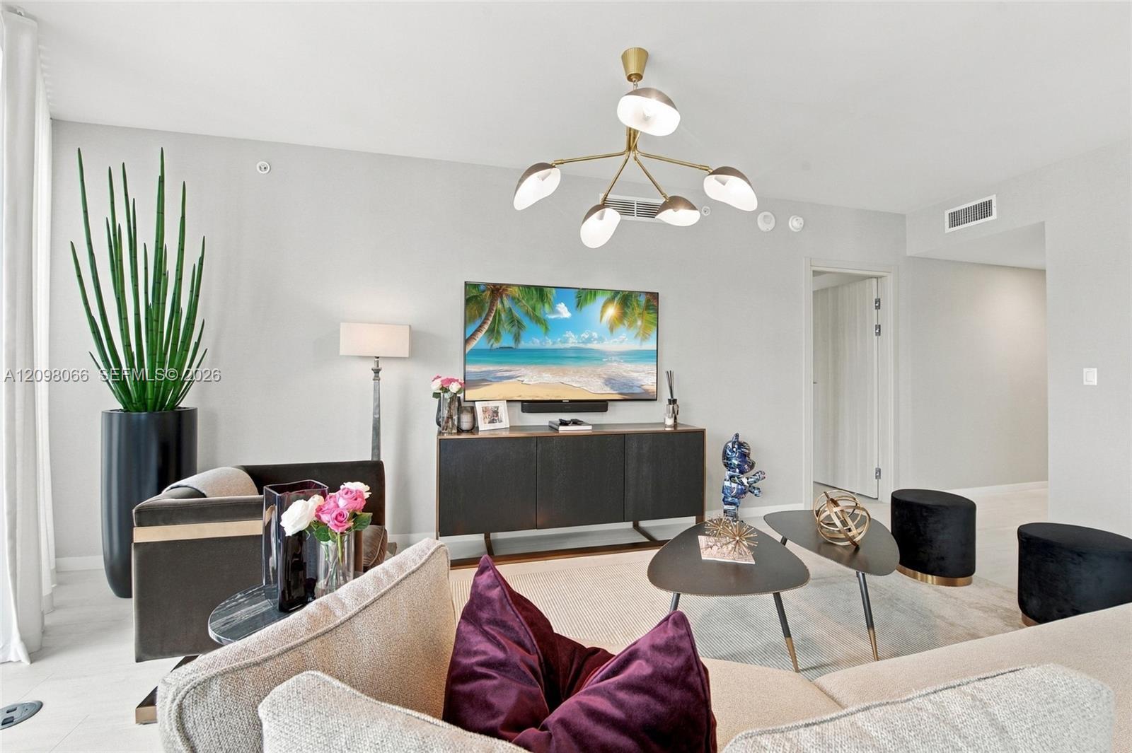 1000 Brickell Plz # 3401, Miami FL 33131 photo 5