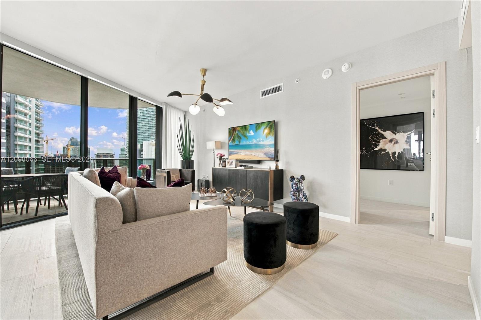 1000 Brickell Plz # 3401, Miami FL 33131 photo 4