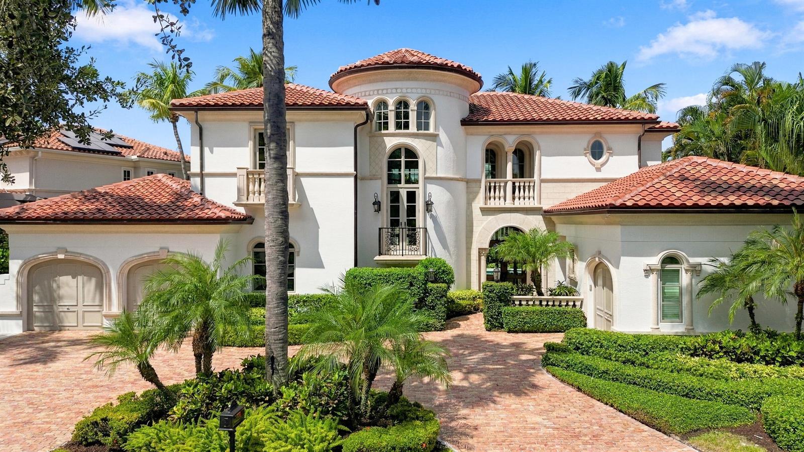 753 HARBOUR ISLE Place, North Palm Beach FL 33410