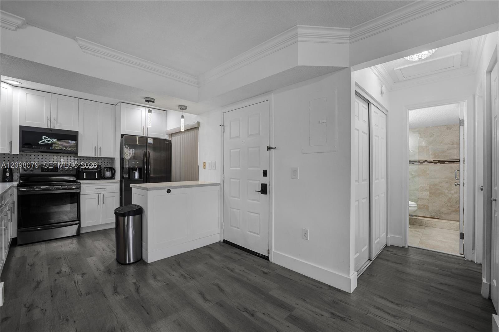 20150 NE 3rd Ct # 6, Miami FL 33179 photo 4