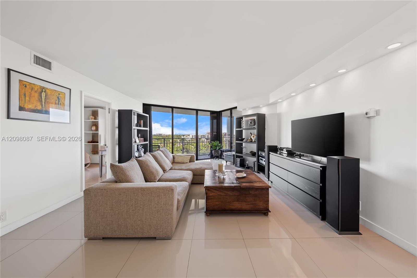 1000 Quayside Ter # 1103, Miami FL 33138