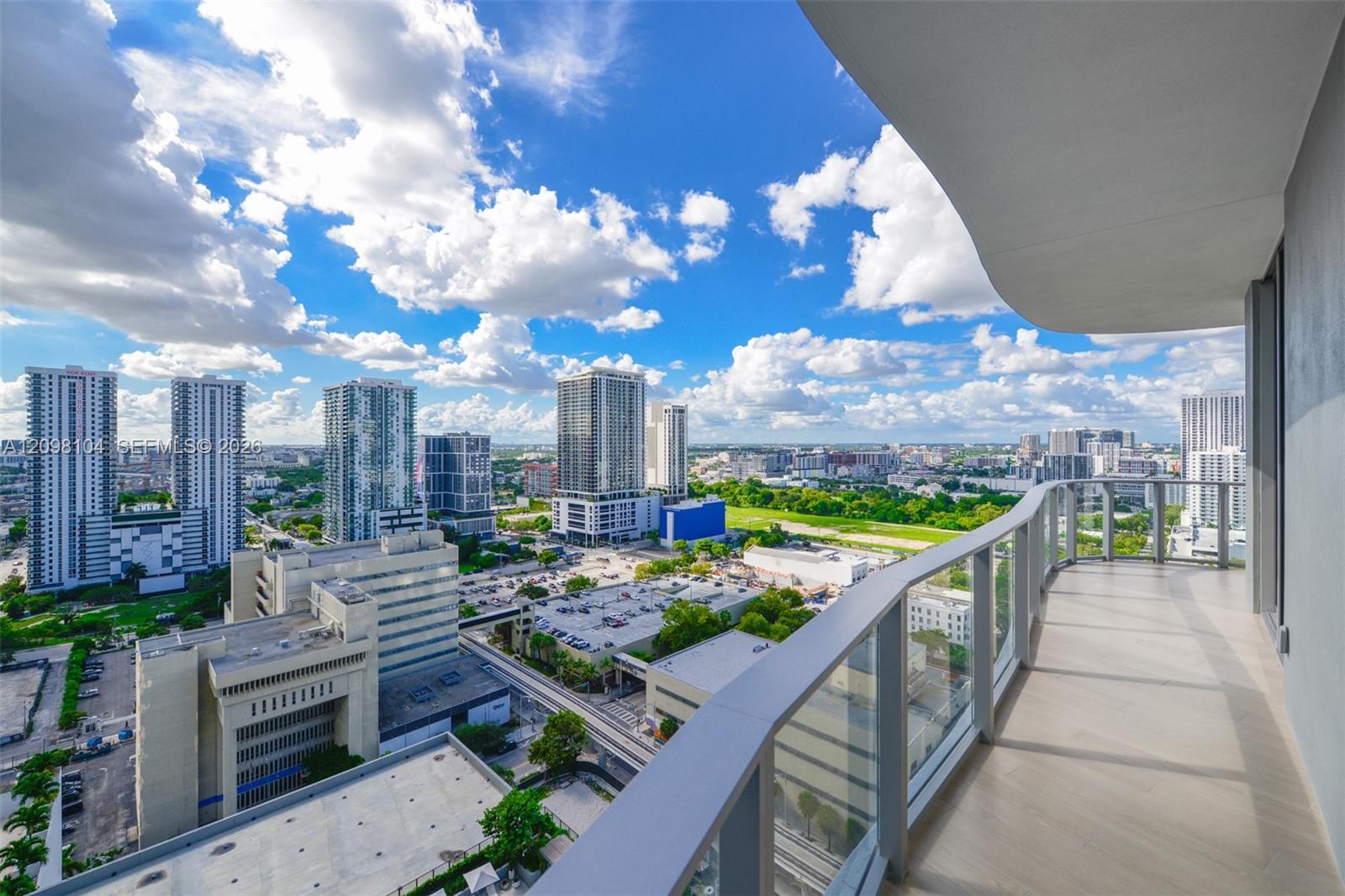 1400 Biscayne Blvd # 2207, Miami FL 33132
