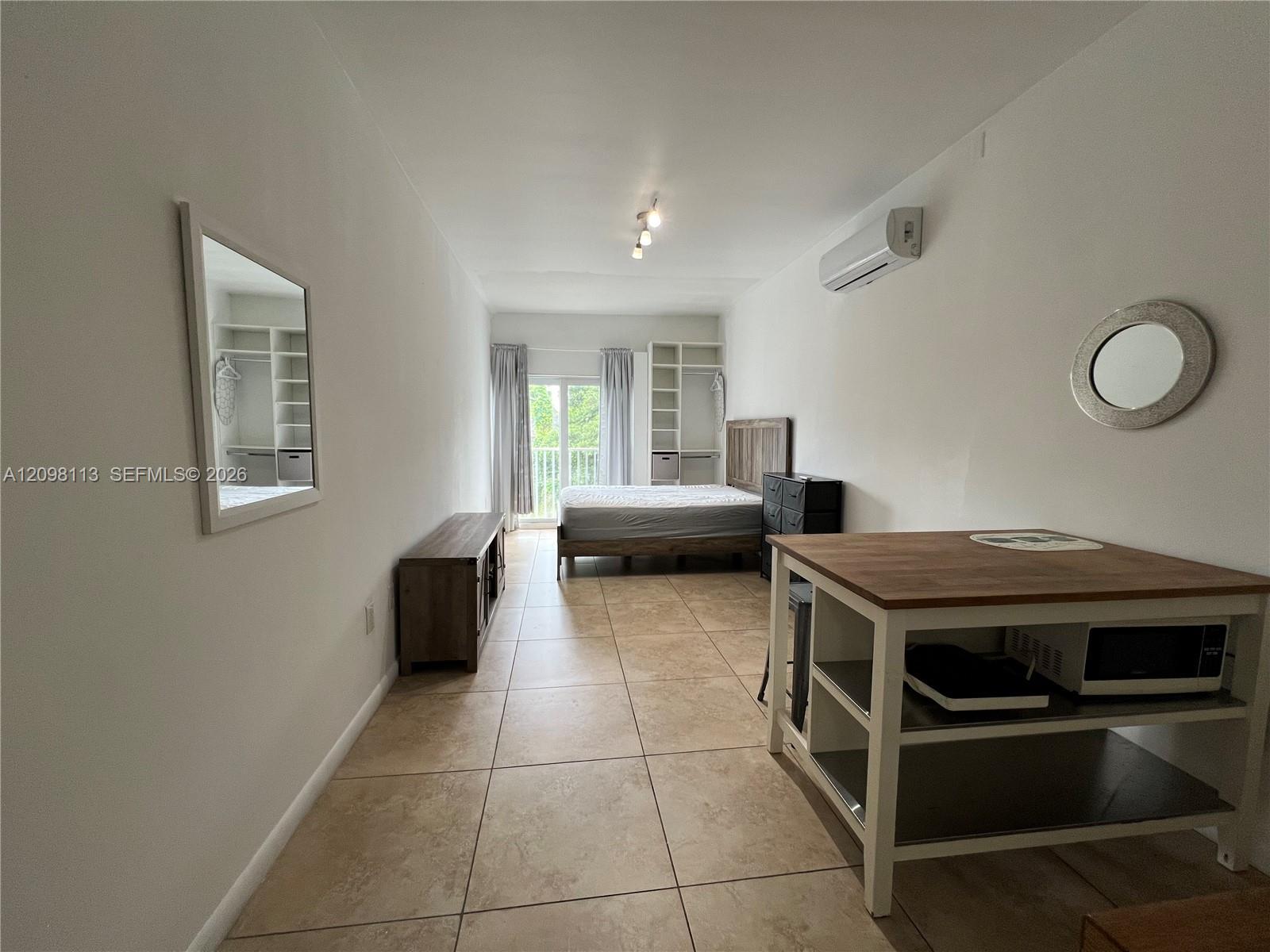 446 SW 3rd St # 5, Miami FL 33130