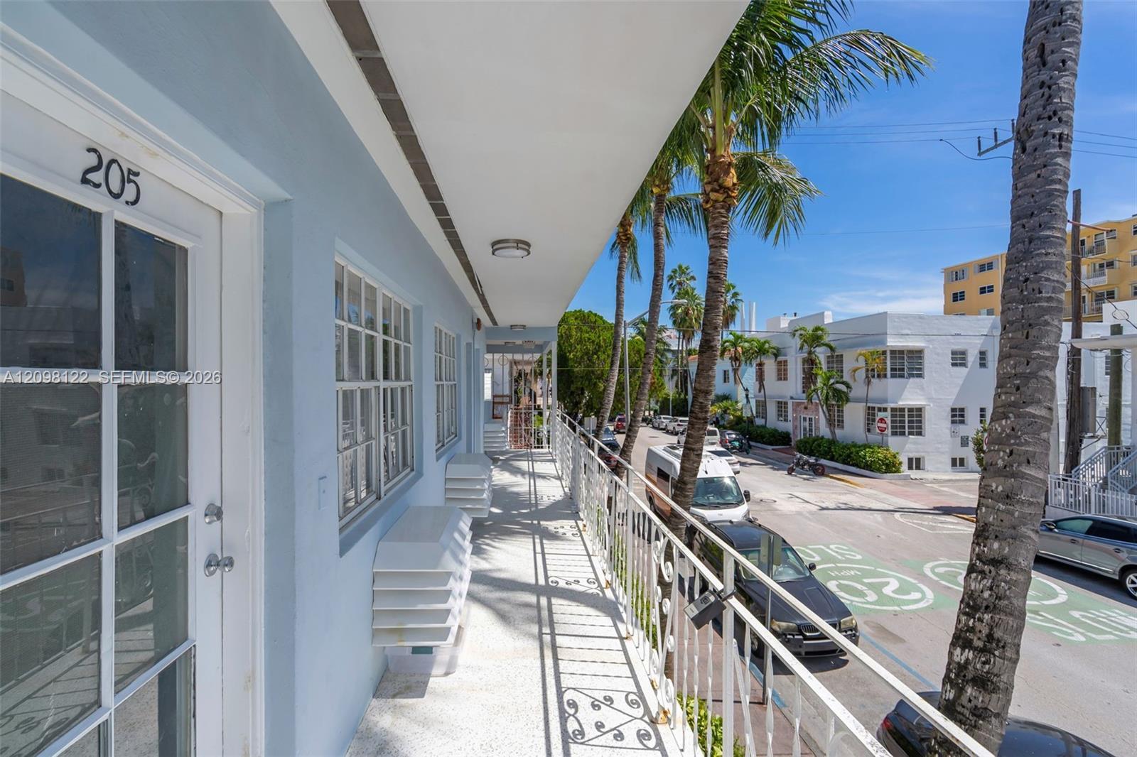 635 8th St # 205, Miami Beach FL 33139 photo 2