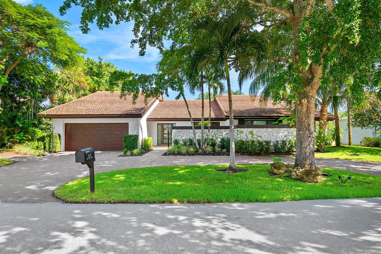 3527 Pine Lake Court, Delray Beach FL 33445 photo 2