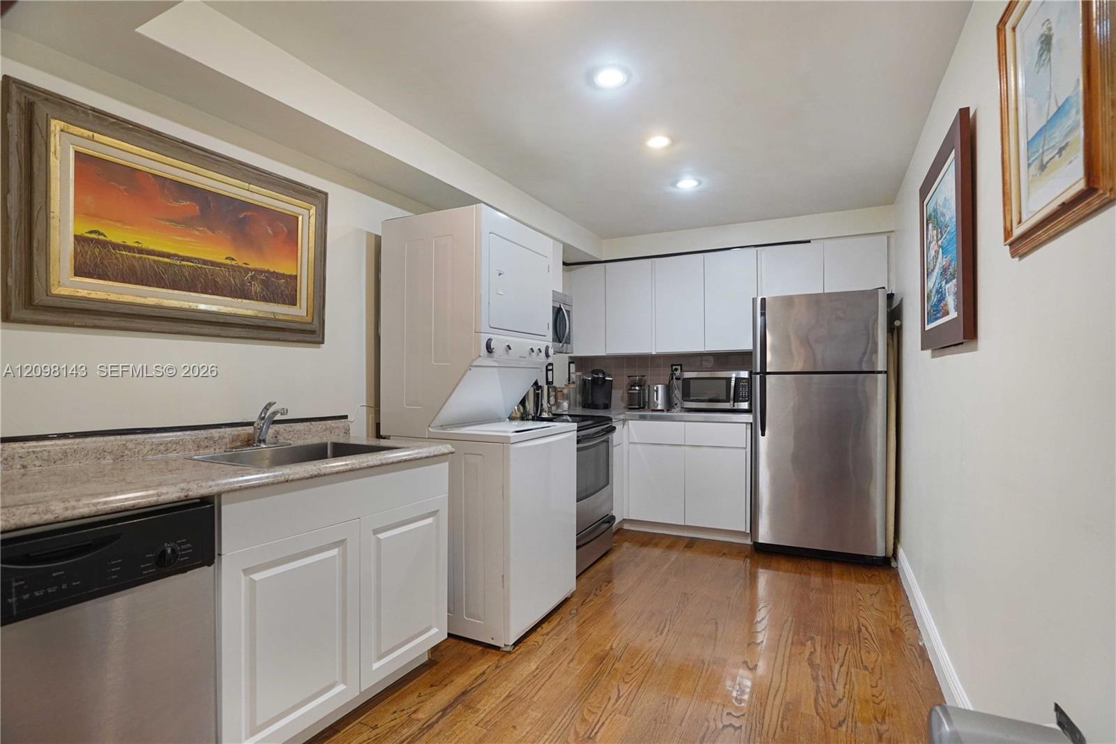 1051 Meridian Ave # 1K, Miami Beach FL 33139 photo 5