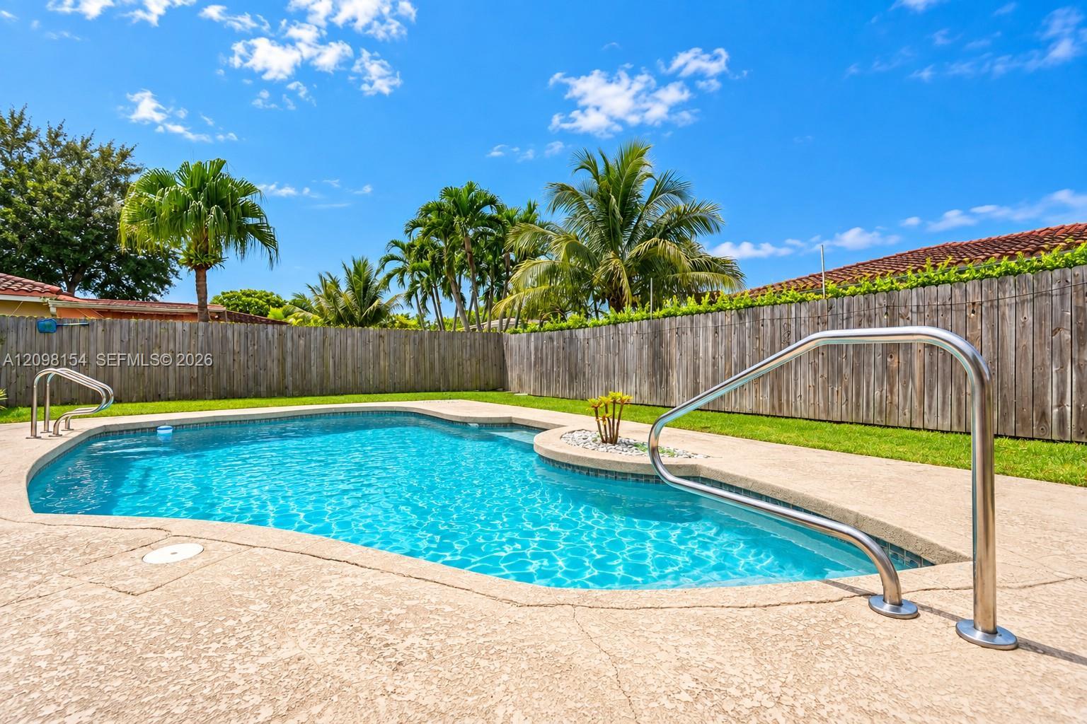 8131 NW 68th Ave, Tamarac FL 33321 photo 5