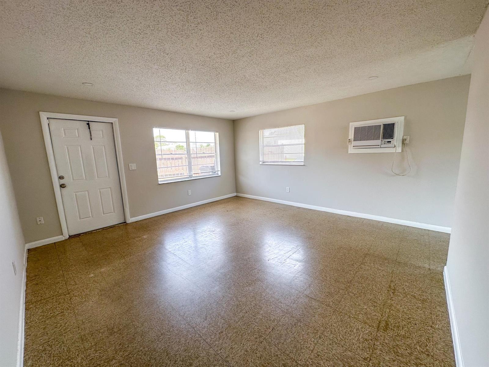 3451 Hi St, Lake Worth FL 33461 photo 4