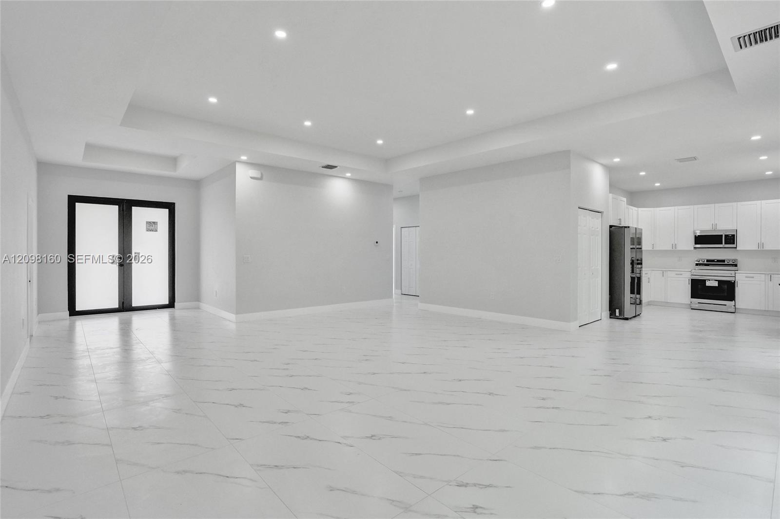 2445 SW 43 Ter, Fort Lauderdale FL 33317 photo 4