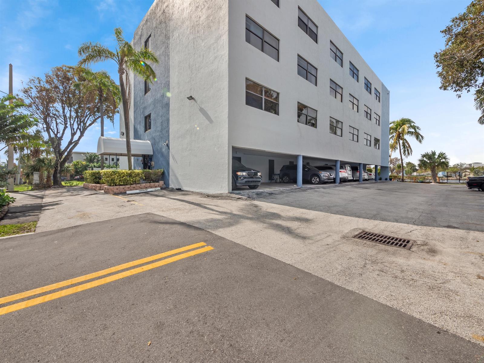 105 S RIVERSIDE Drive # 304, Pompano Beach FL 33062 photo 3