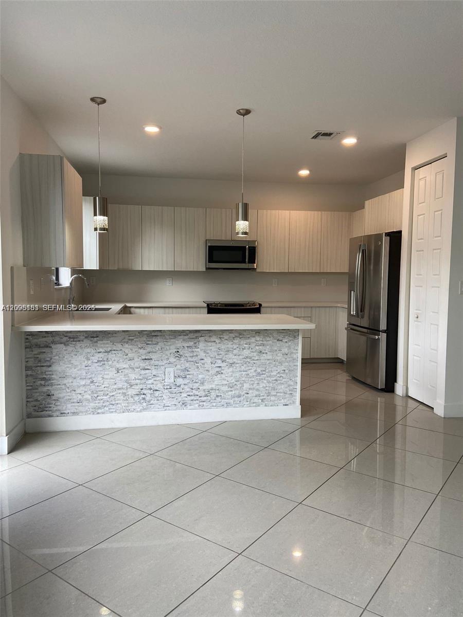 10434 NW 78, Doral FL 33178 photo 5
