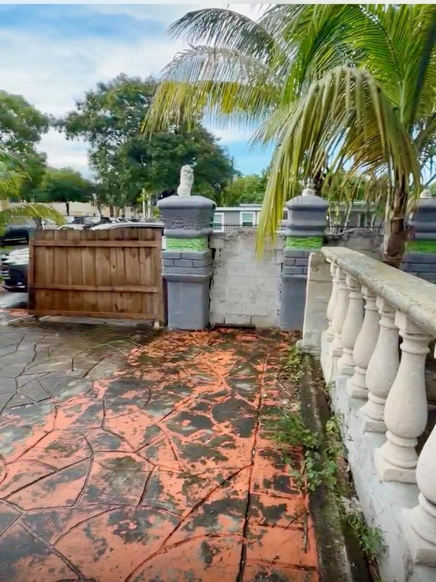 1450 NW 116th Terrace, Miami FL 33167 photo 4