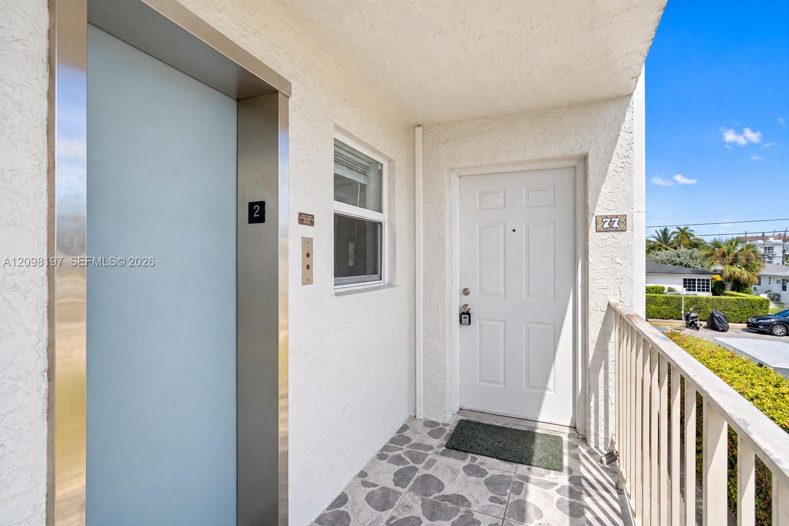 2150 Bay Dr # 7, Miami Beach FL 33141 photo 2