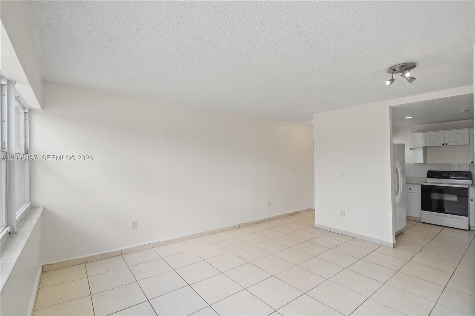2150 Bay Dr # 7, Miami Beach FL 33141 photo 5