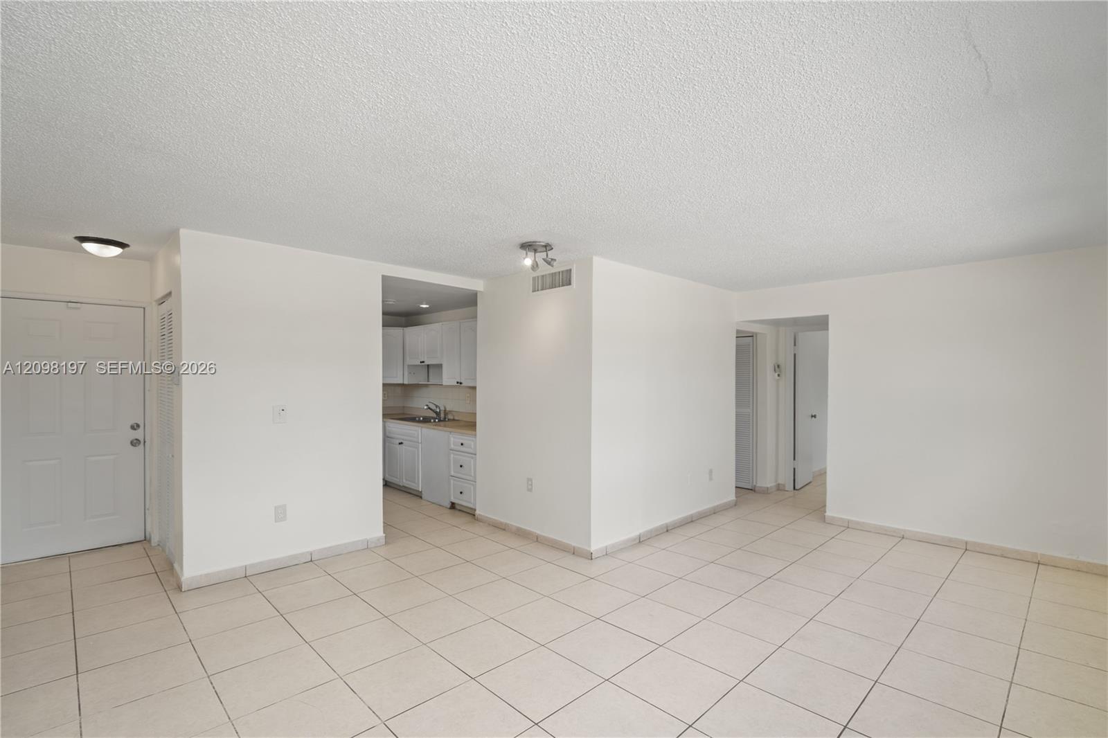2150 Bay Dr # 7, Miami Beach FL 33141 photo 4