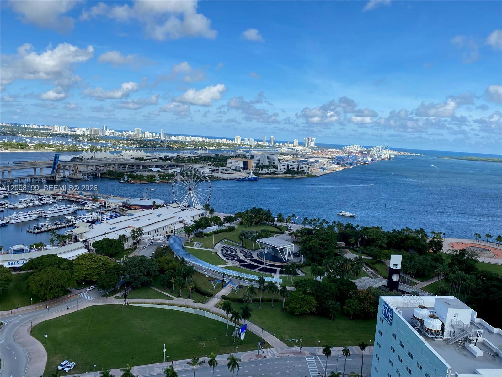 253 NE 2nd St # 3007, Miami FL 33132 photo 4