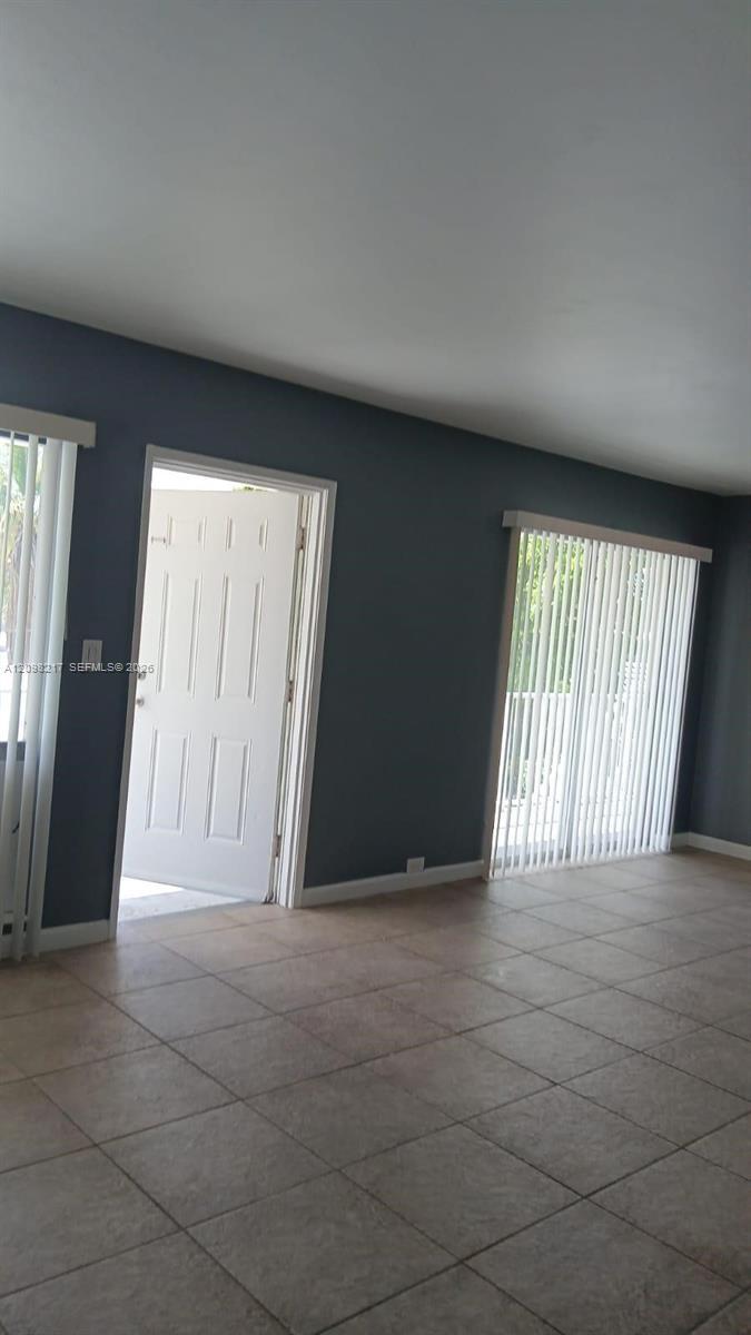 3031 NE 21 Ter # 3, Oakland Park FL 33306 photo 5