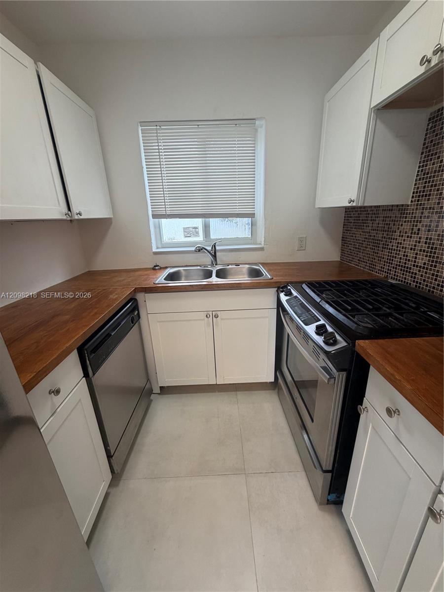 1204 N 24th Ave # 1206, Hollywood FL 33020 photo 3
