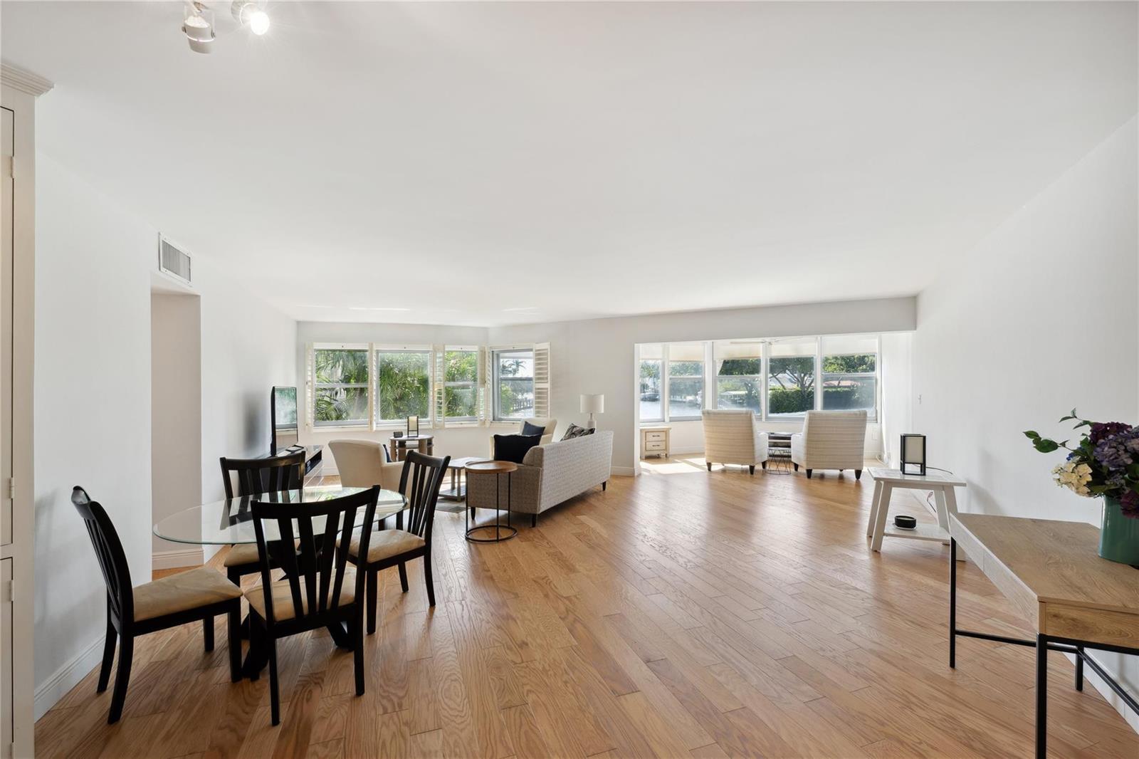 818 SE 4TH Street # 201, Fort Lauderdale FL 33301 photo 2